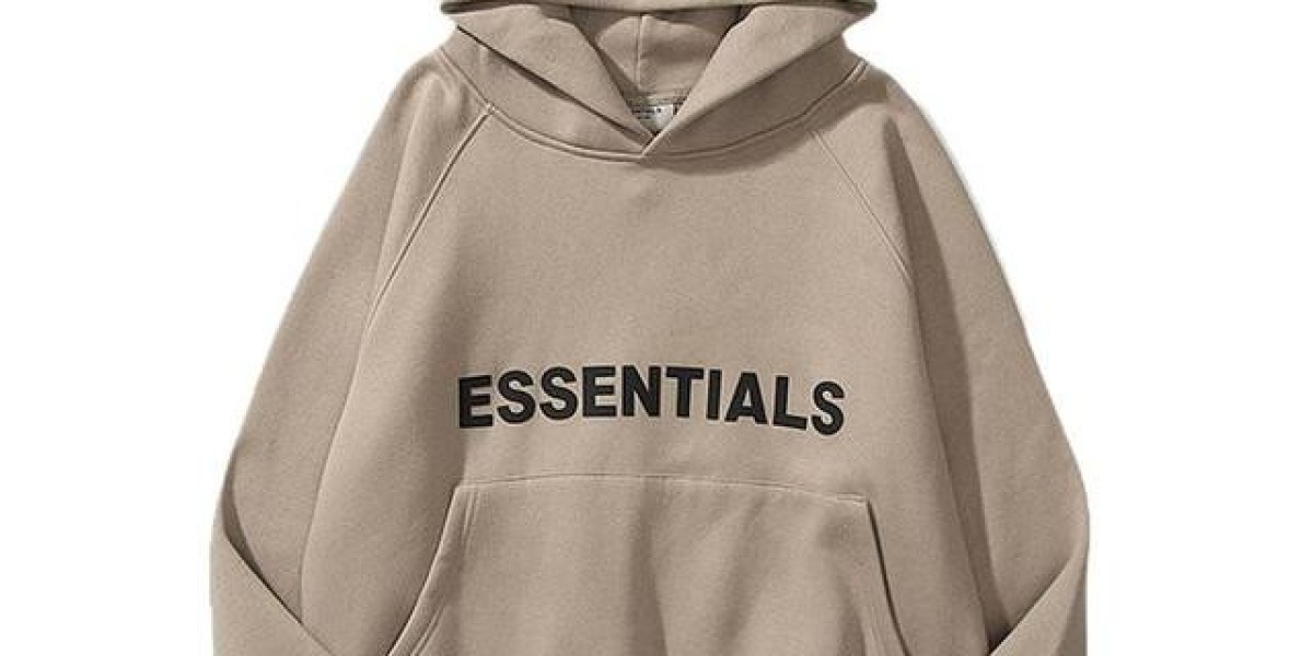 Essential Hoodie Canada and the Rise of Minimal Streetwear