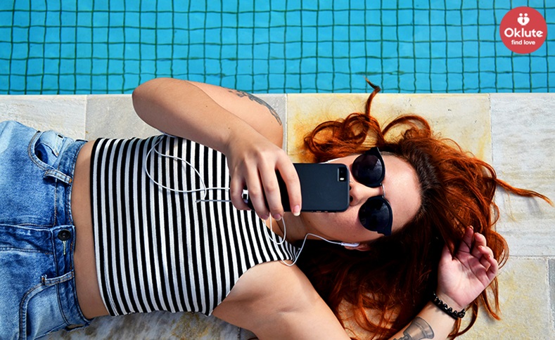 How Romantic You Can Be Over The Phone? - Top Adult Lists - french kissing tips