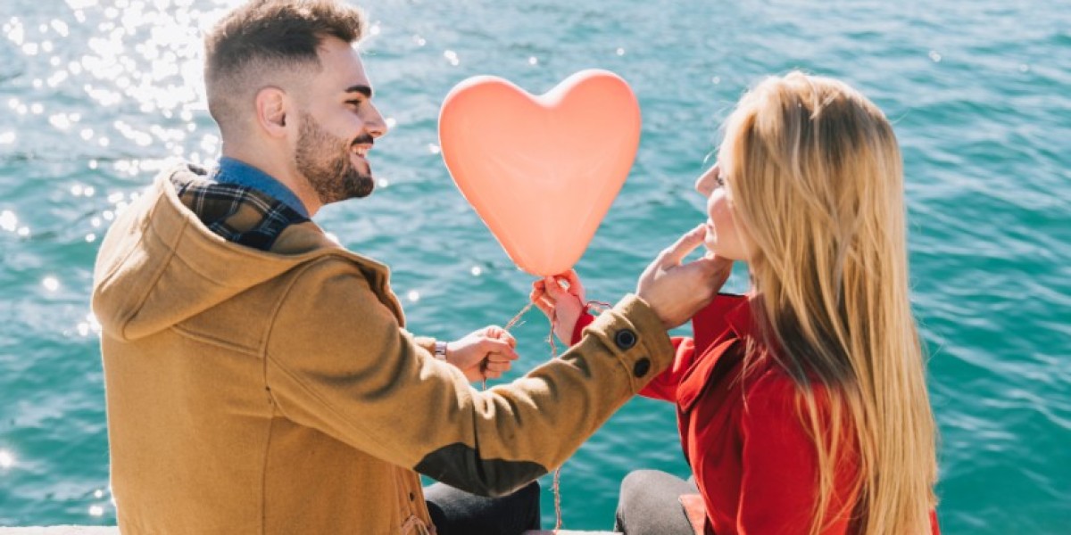 What’s the Difference Between Attraction and Love