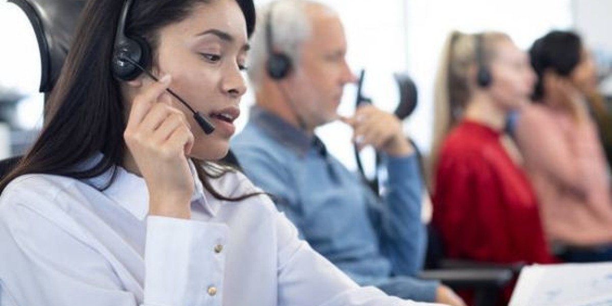 Social Media Virtual Assistants: Boosting Your Online Presence