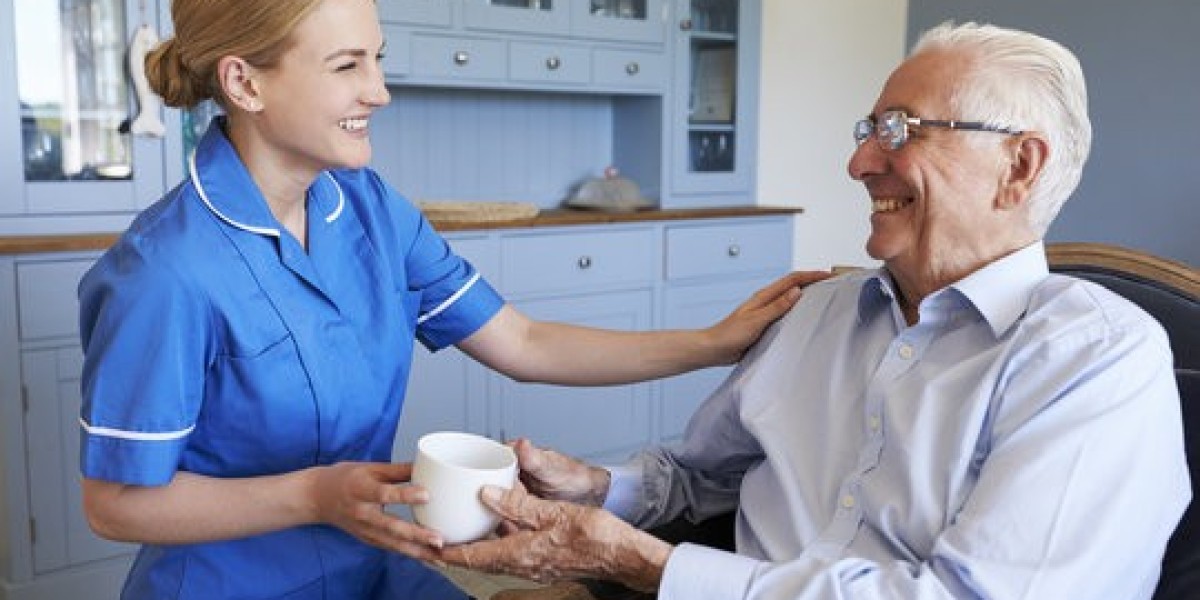 Are You Looking for Experienced Elder Care Services in Mumbai for Complete Assistance?